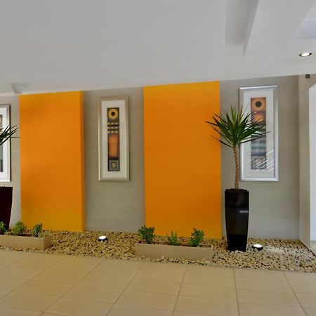 City Lodge Hotel Johannesburg Airport, Barbara Road Kempton Park Exterior photo