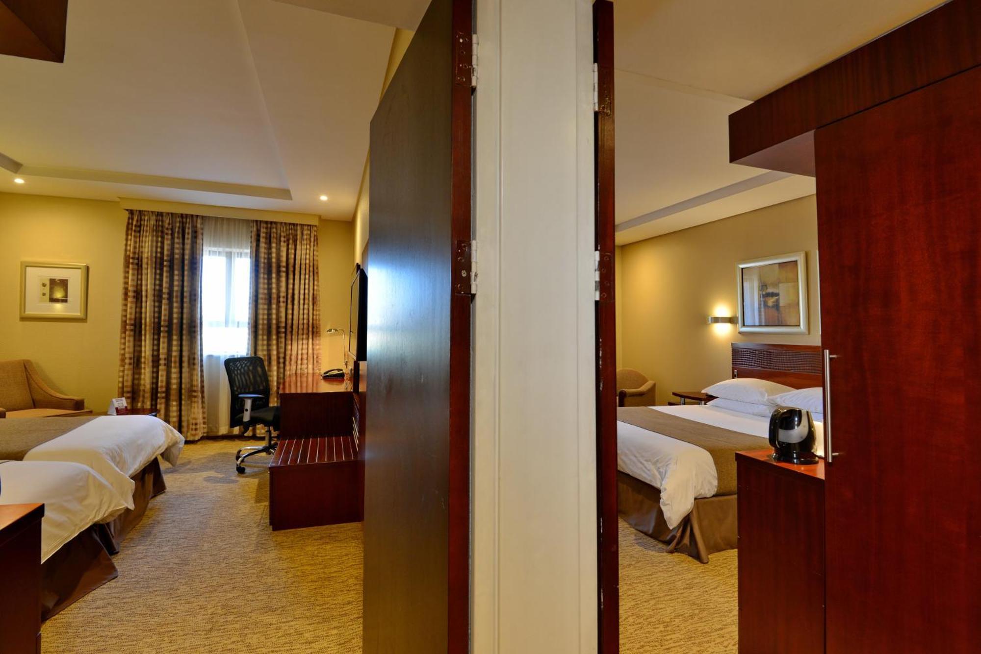 City Lodge Hotel Johannesburg Airport, Barbara Road Kempton Park Exterior photo