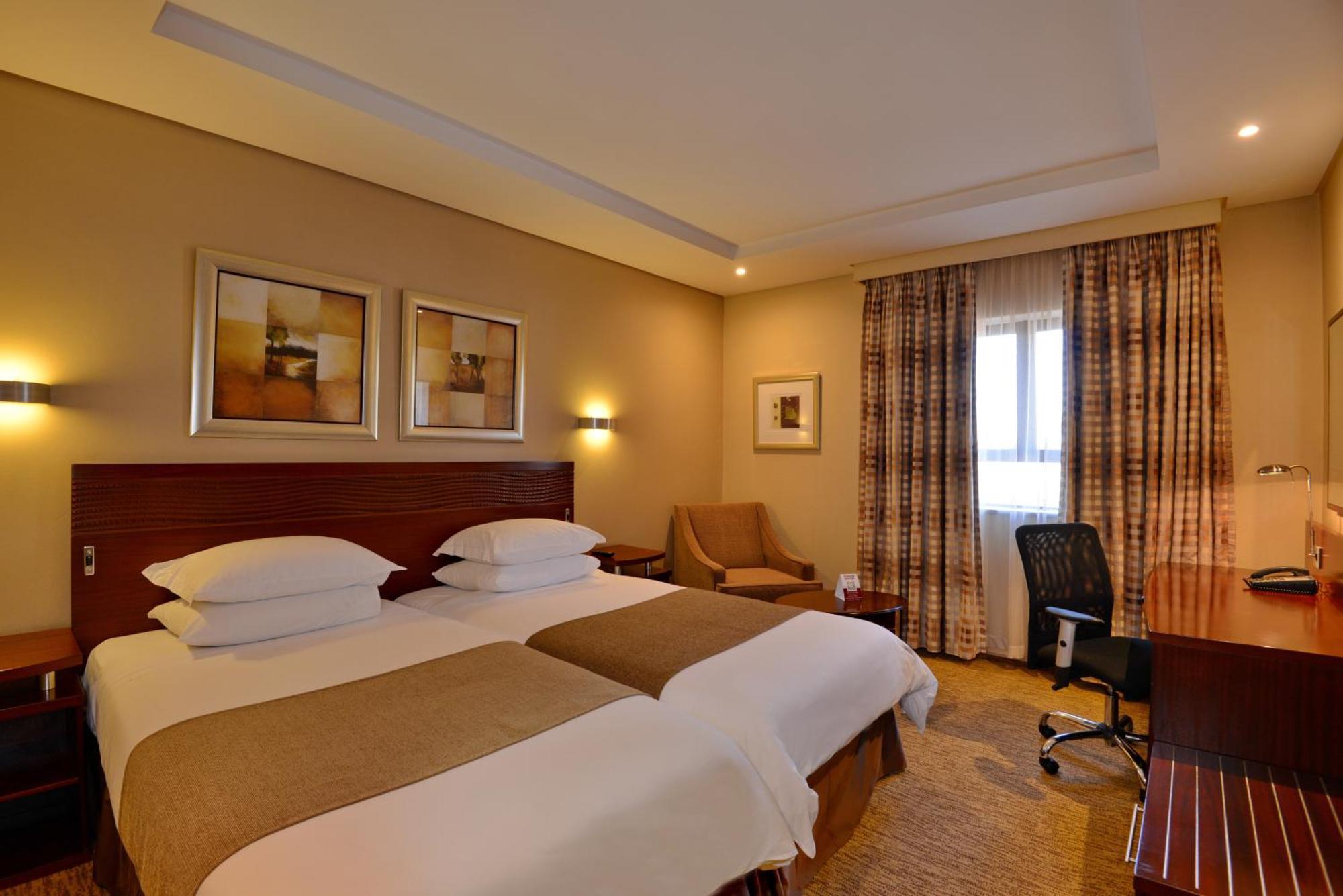 City Lodge Hotel Johannesburg Airport, Barbara Road Kempton Park Exterior photo