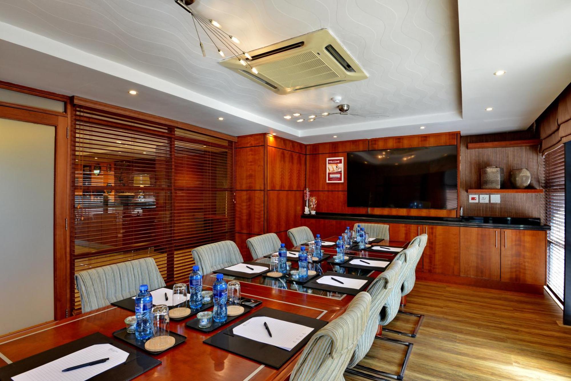 City Lodge Hotel Johannesburg Airport, Barbara Road Kempton Park Exterior photo