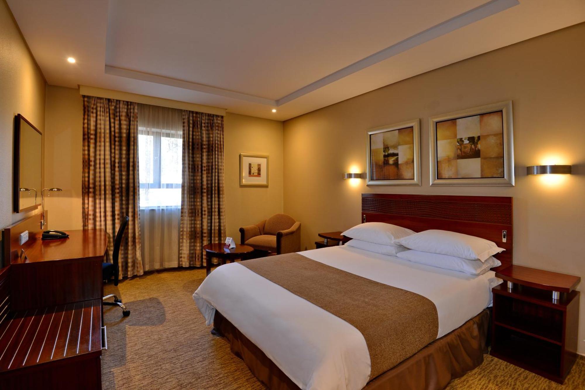 City Lodge Hotel Johannesburg Airport, Barbara Road Kempton Park Exterior photo