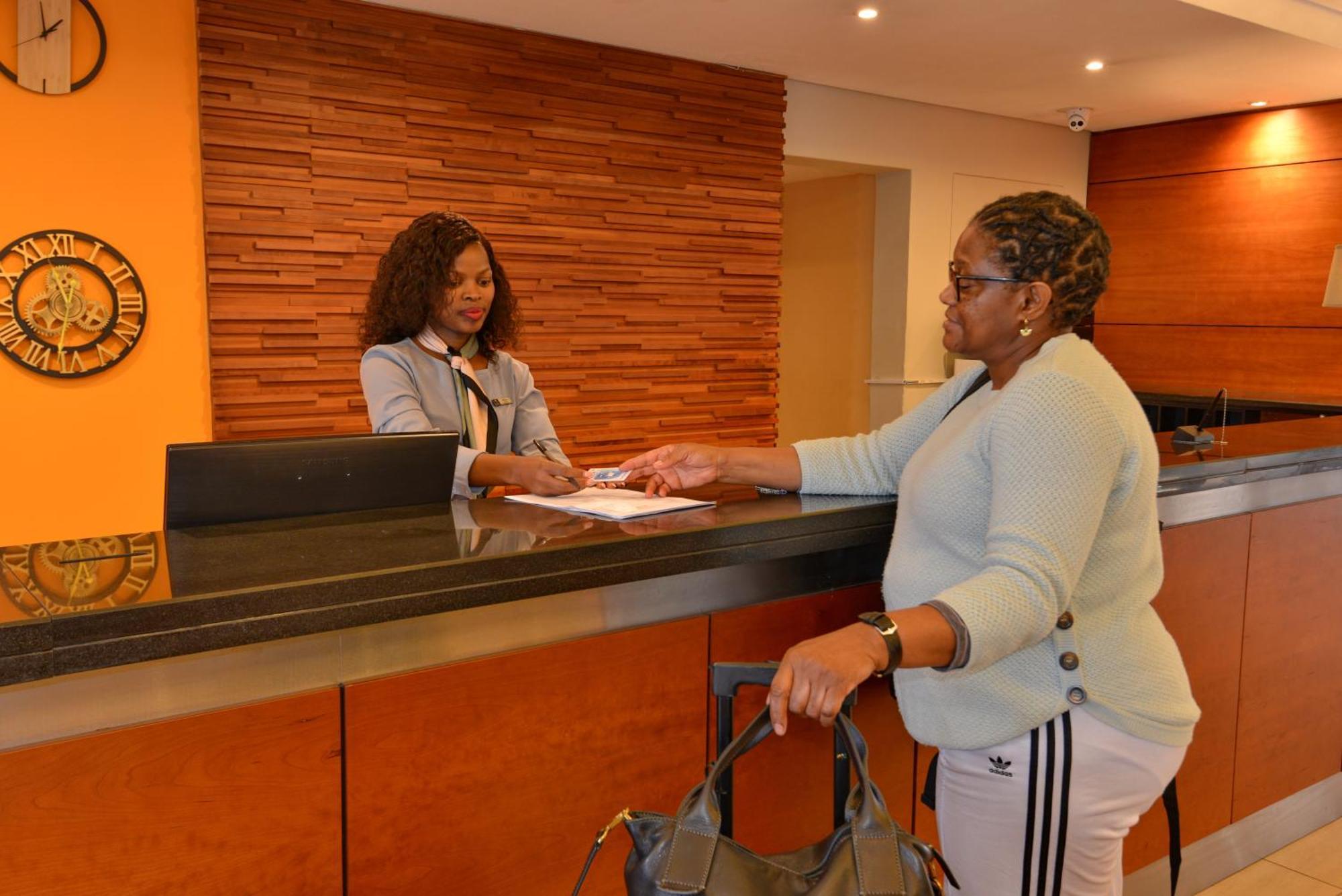 City Lodge Hotel Johannesburg Airport, Barbara Road Kempton Park Exterior photo