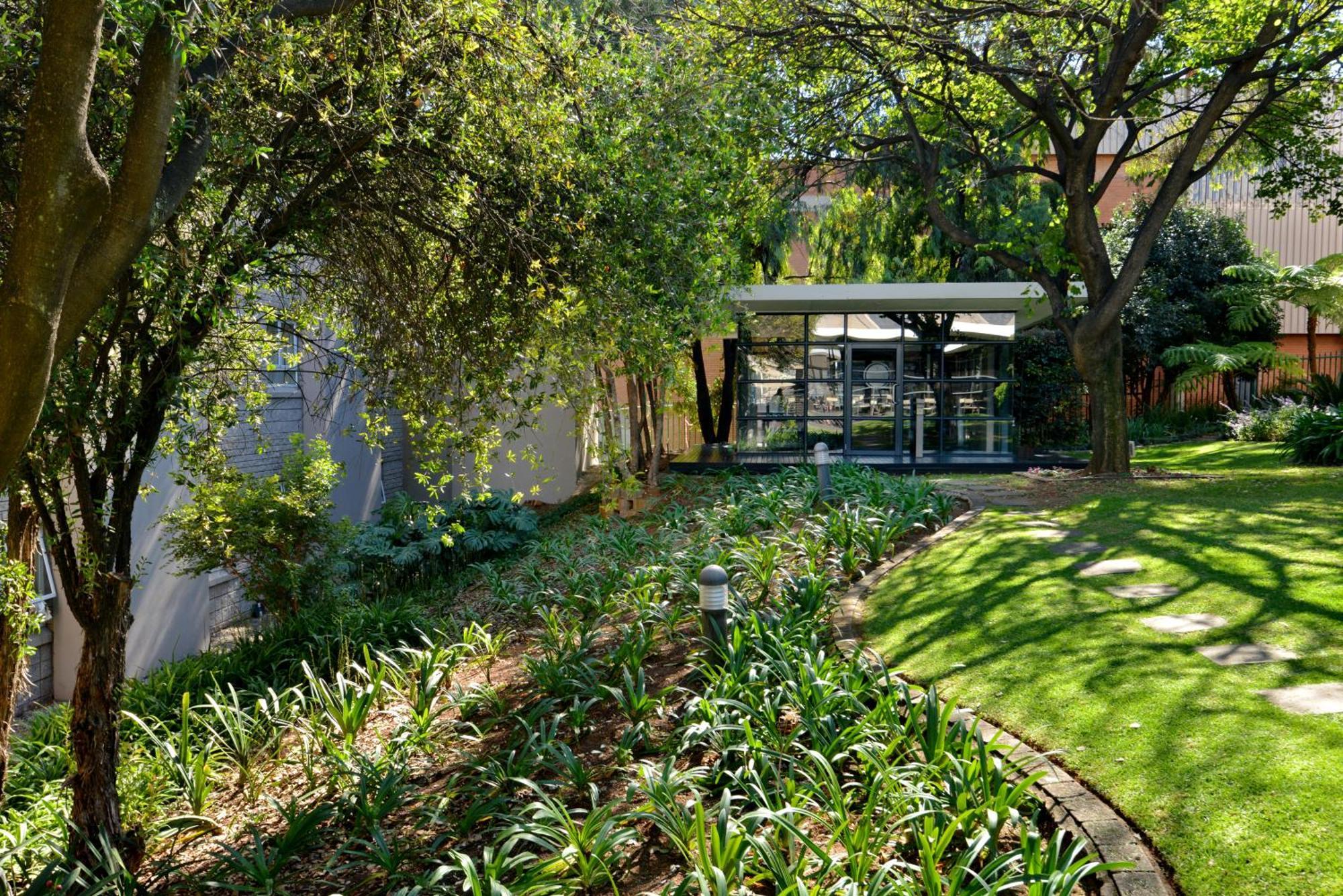 City Lodge Hotel Johannesburg Airport, Barbara Road Kempton Park Exterior photo