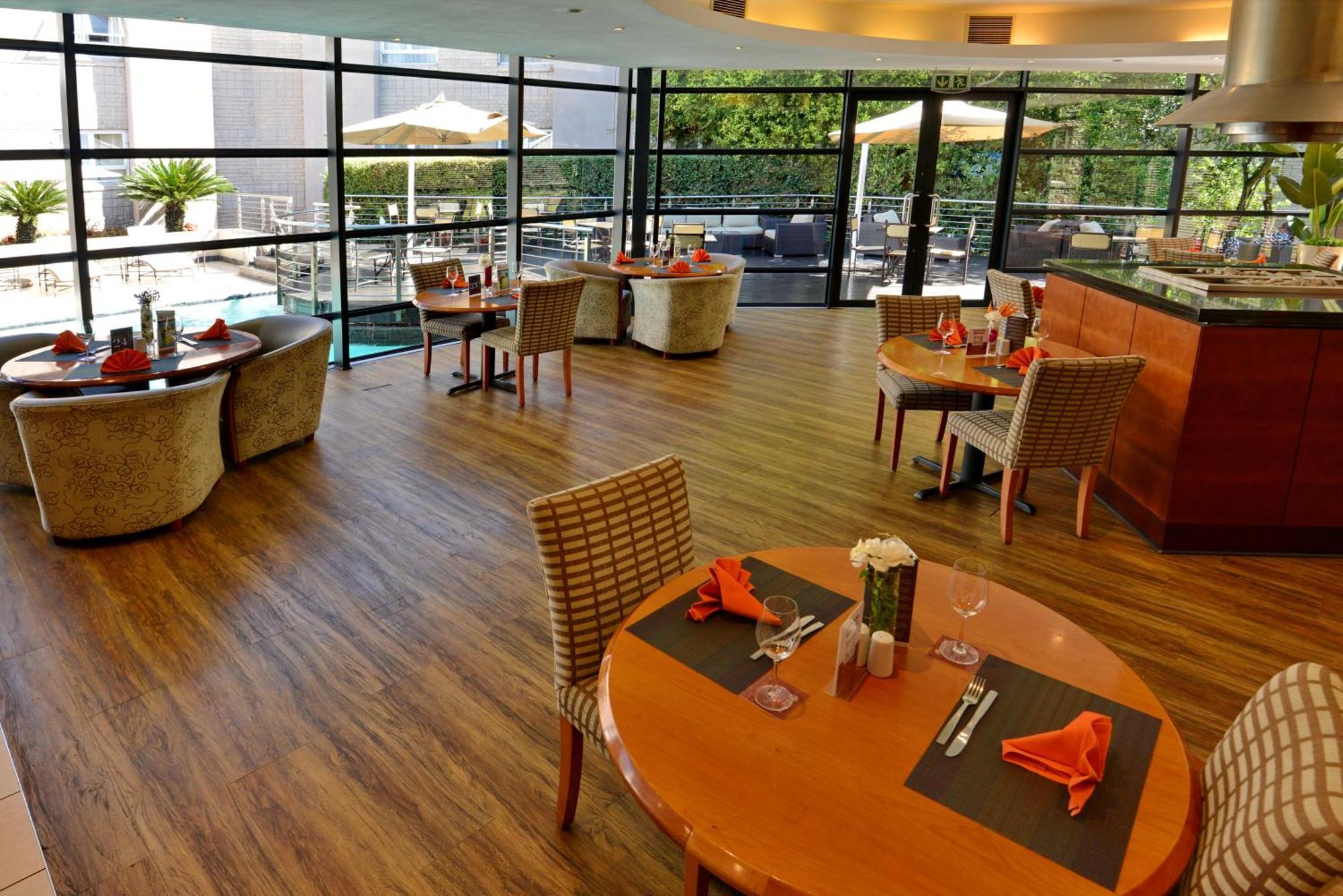City Lodge Hotel Johannesburg Airport, Barbara Road Kempton Park Exterior photo